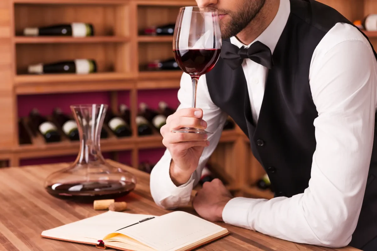 @ gstockstudio - 123rf.com - 36586758 - Weinbewertungen